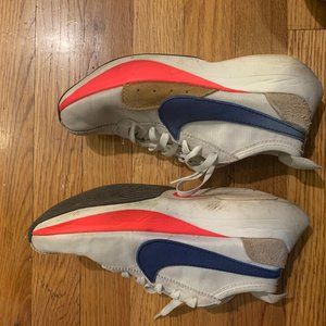Vintage Nike Sneakers